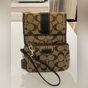 🐻🤎 Preloved Coach Signature Brown Wallet & Wristlet Accessory Set 🤎🐻